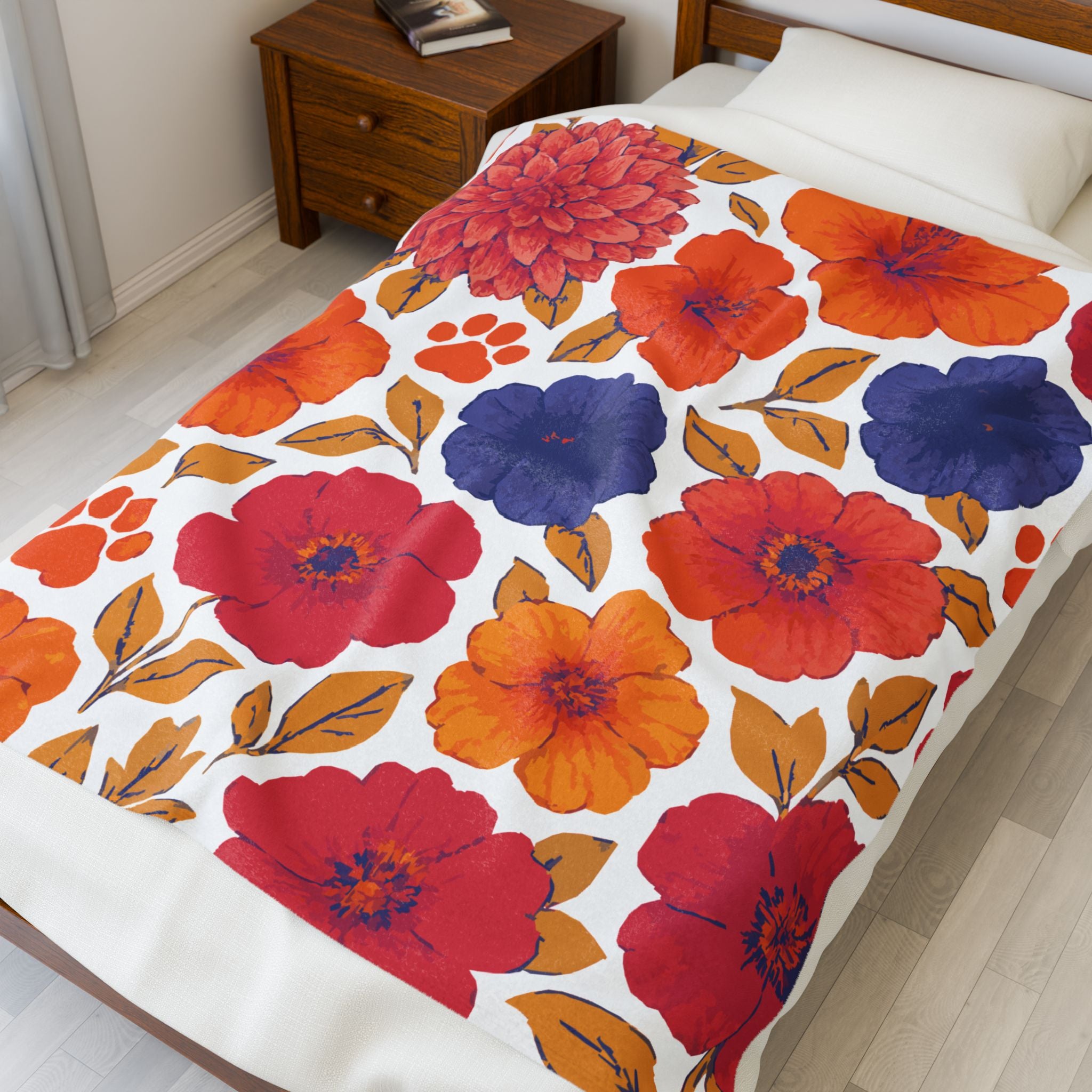 Floral Velvet Blanket - Cozy Throw Blanket, Soft Plush-Comfort, Home Decor, Perfect Gift, Bedroom Essential